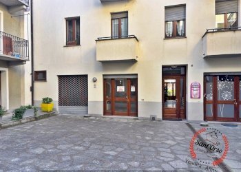 Negozio VIA SANT'ALSEMO N. 28, Aosta - foto 1