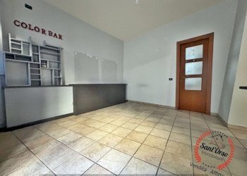 Negozio VIA SANT'ALSEMO N. 28, Aosta - foto 4