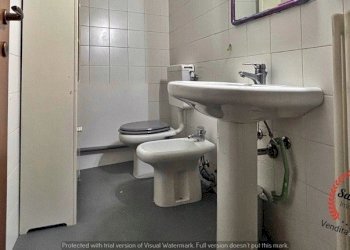 Negozio VIA SANT'ALSEMO N. 28, Aosta - foto 6