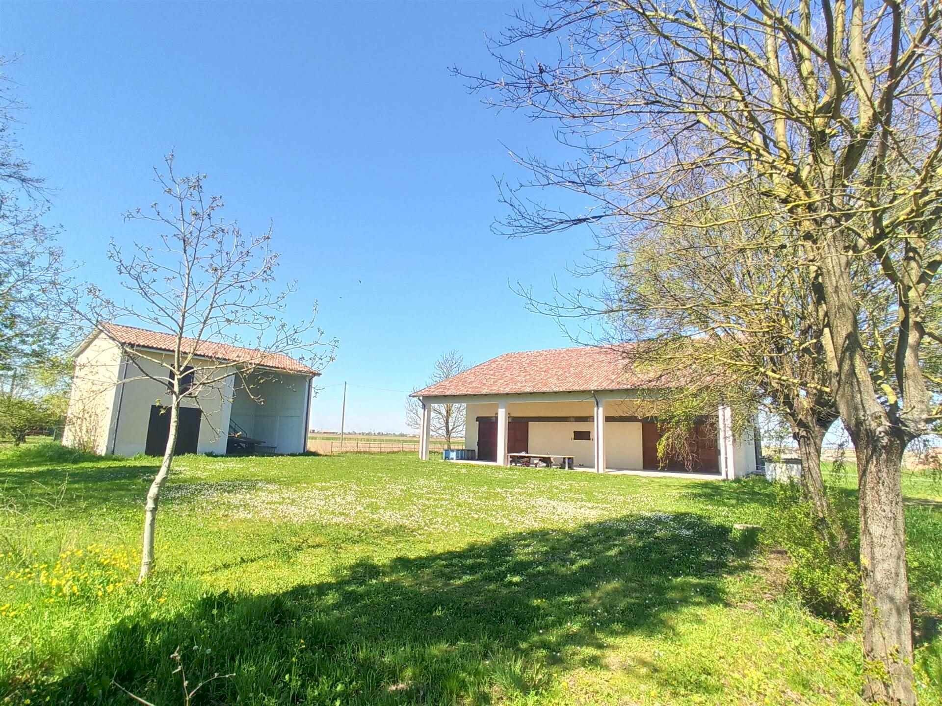 Casa indipendente Via delle Valli, 5 5, Mirandola - foto 1