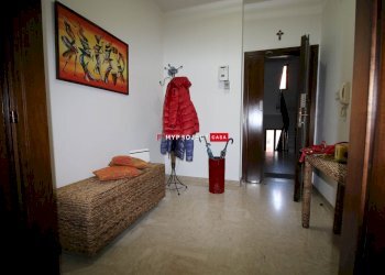 Three-room apartment Via Delle Ortensie, Martina Franca - photo 2