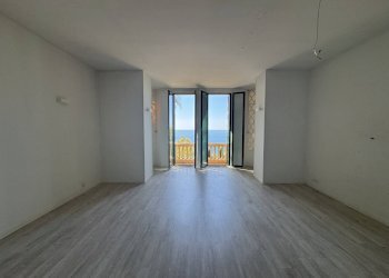 Trilocale Ospedaletti - foto 4