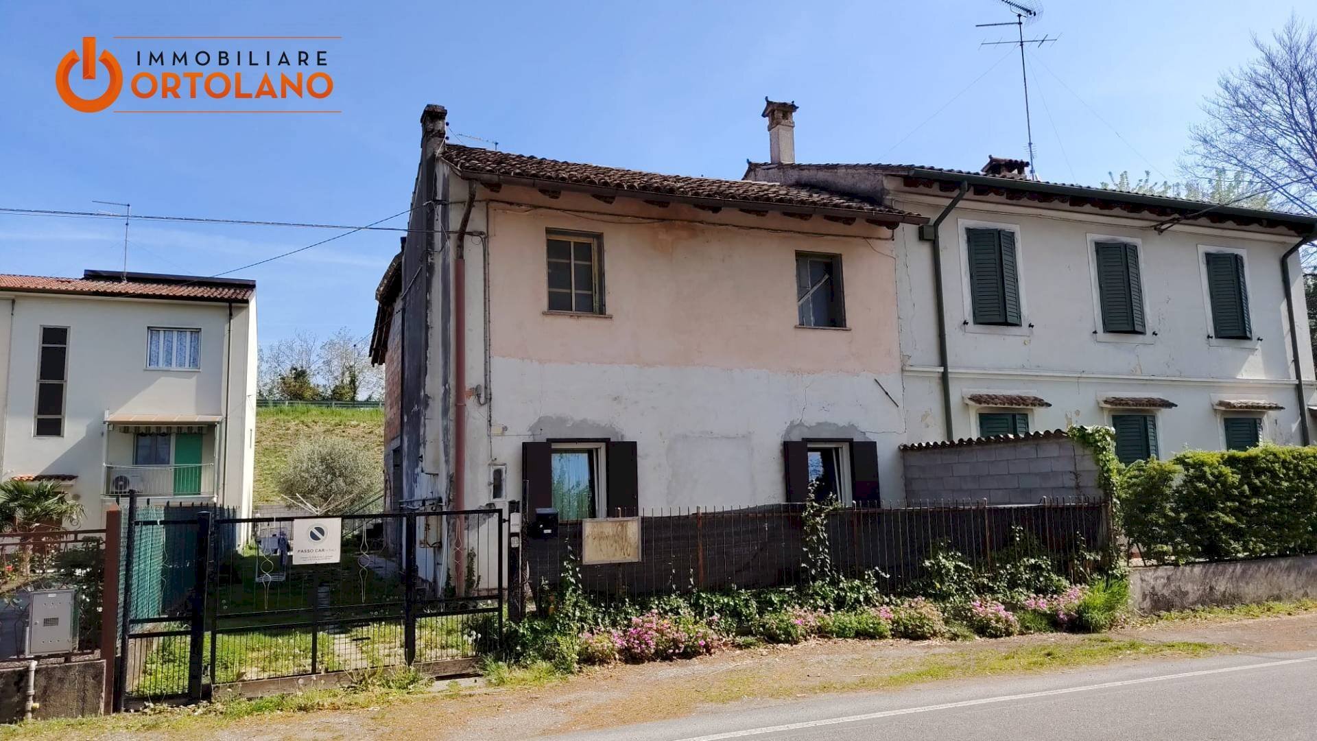 Foto 1 - Villa a Schiera Via XXIV Maggio Ronchi dei Legionari
 
113, Ronchi dei Legionari - foto 1