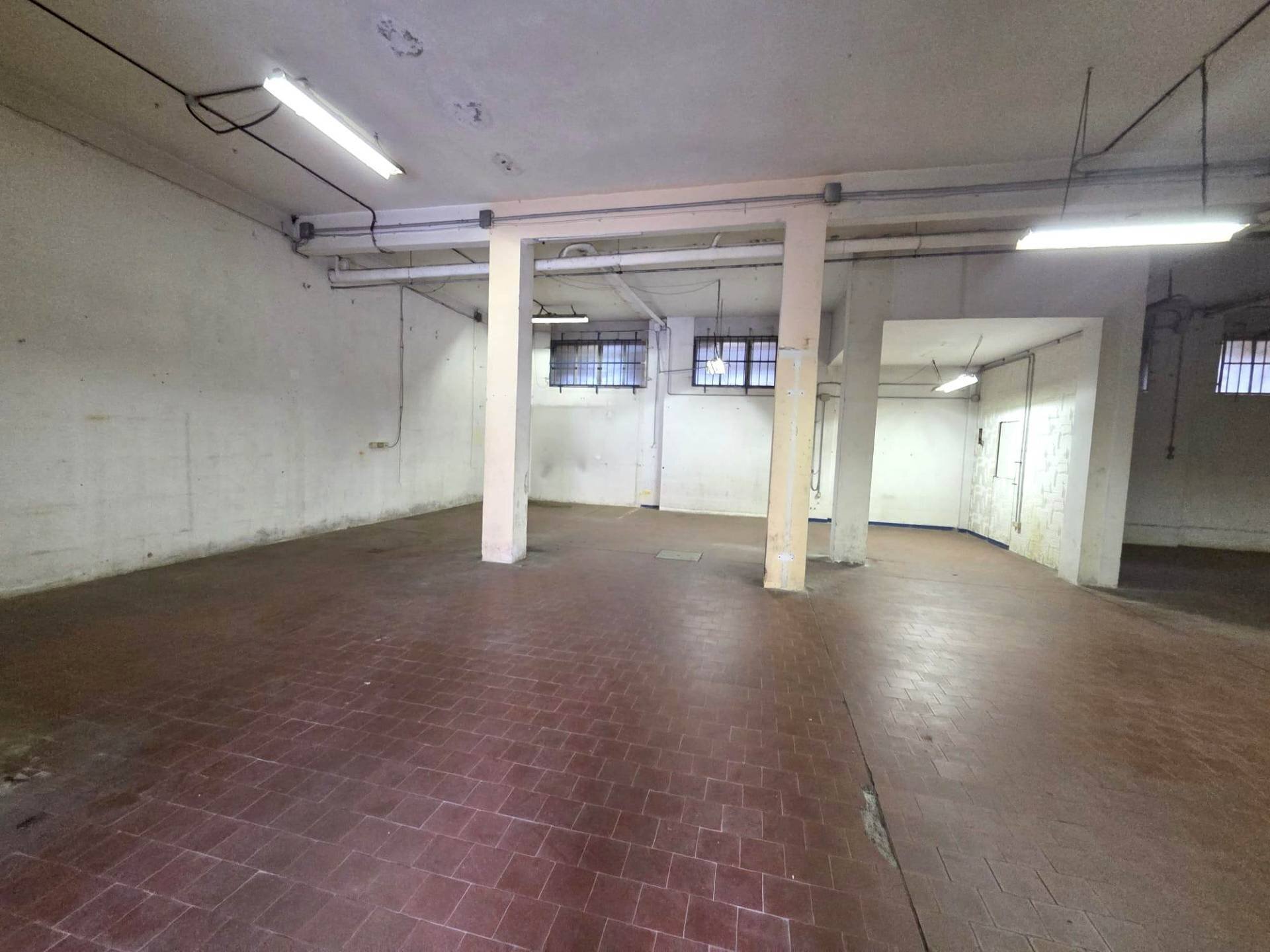 Foto 3 - Warehouse VIA MURTOLA
 
69 R, Genova - photo 3