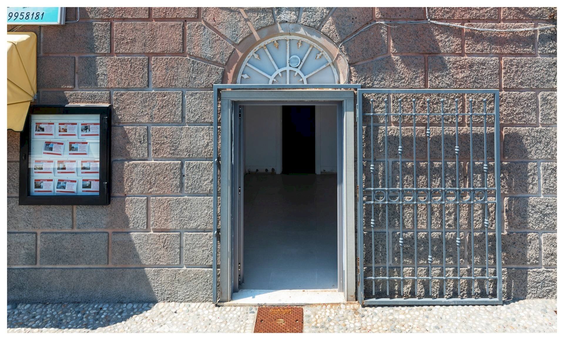 Foto 2 - Locale Commerciale Via Santa Caterina
 
4, Varazze - foto 2