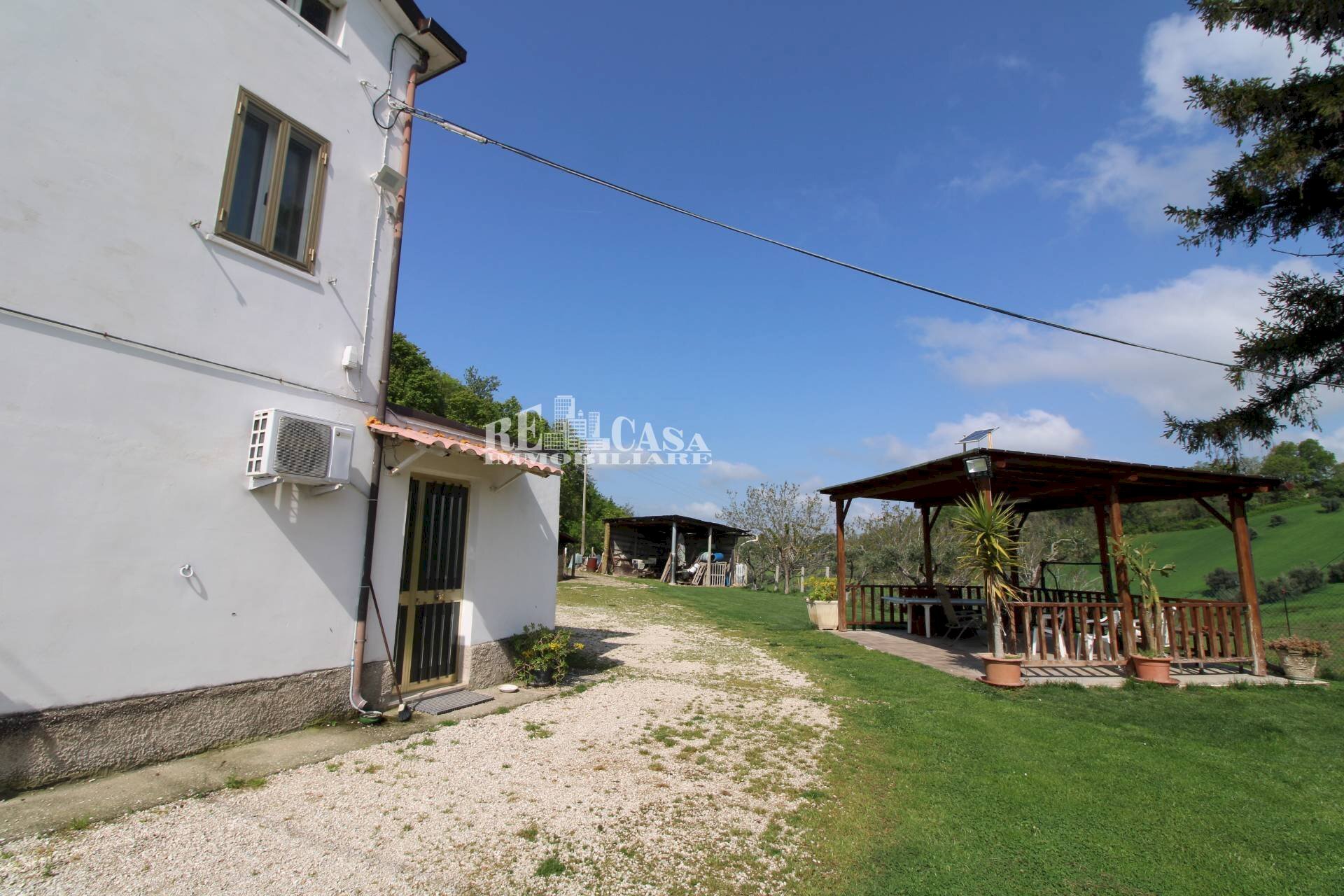 Foto 2 - Casa indipendente contrada Castagneto
 
10, Montegiorgio - foto 2