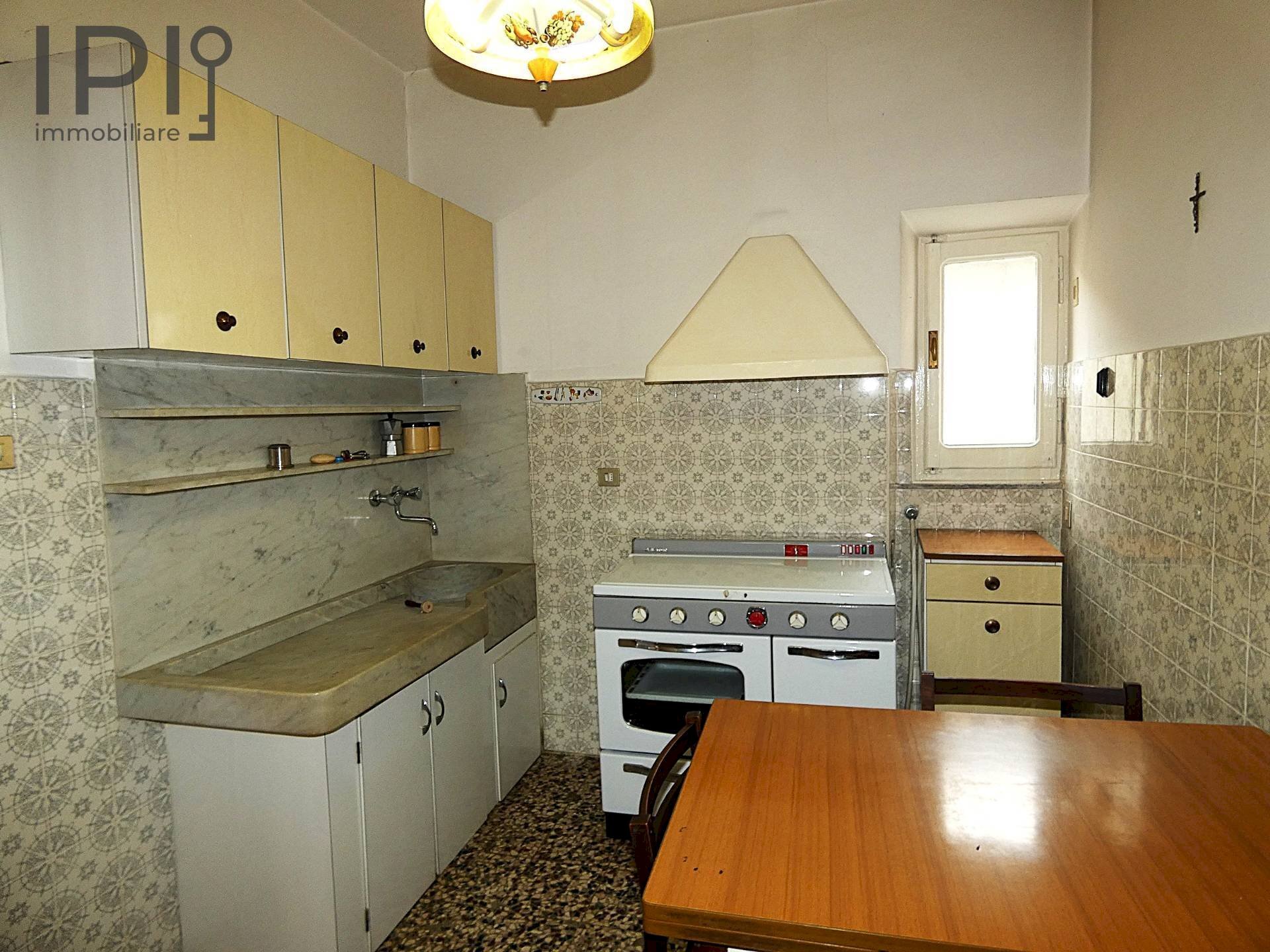 Foto 3 - Casa indipendente piazza castello
 
30, Visone - foto 3