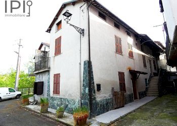 Foto 2 - Casa indipendente piazza castello
 
30, Visone - foto 2