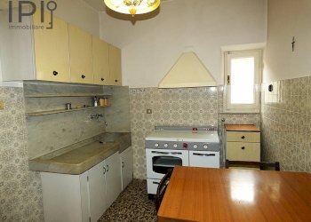 Foto 3 - Casa indipendente piazza castello
 
30, Visone - foto 3