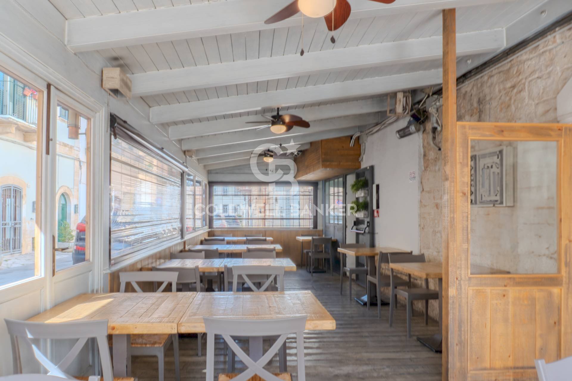 Foto 3 - Commercial Activity Via Santo Stefano
 
25, Casamassima - photo 3