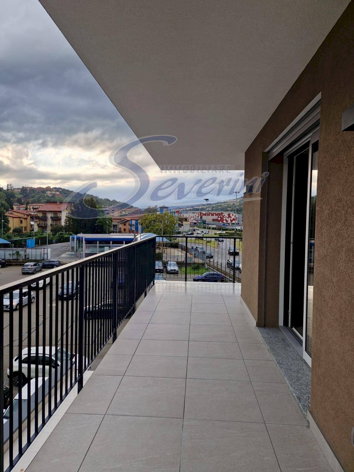 Foto 2 - Three-room apartment silvio pellico
 
19, Como - photo 2