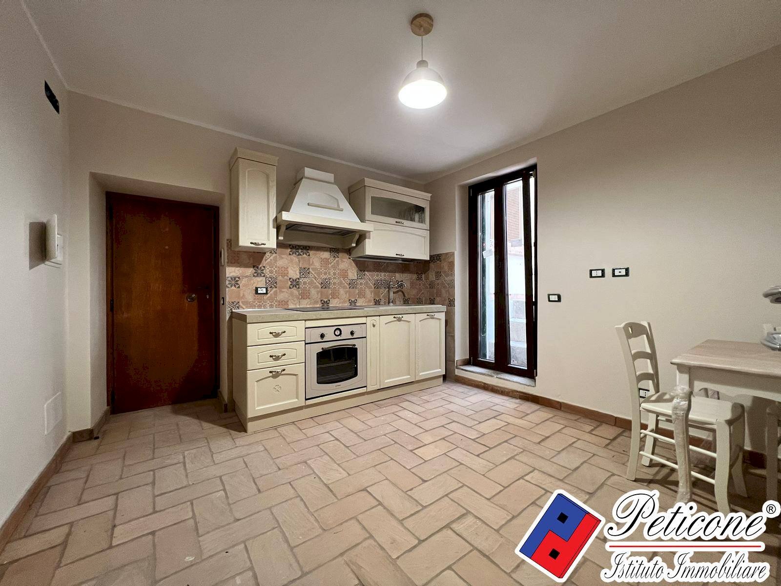 Foto 2 - Appartamento VIA PIETRO GIANNONE
 
123, Fondi - foto 2