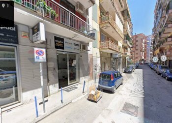 Edificio all\'aperto - Commercial Premises Via Giolitti
 
34-36, Casoria - photo 2