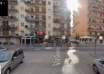 Edificio all\'aperto - Commercial Premises Via Giolitti
 
34-36, Casoria - photo 5