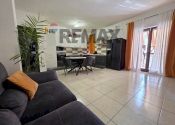 Sala da pranzo - Appartamento terza traversa castagna
 
32, Casoria - foto 4