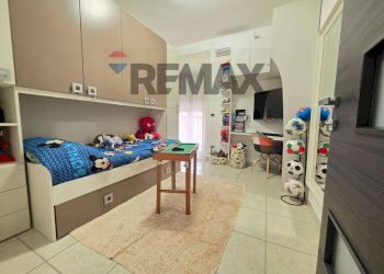 Camera / camera da letto - Appartamento terza traversa castagna
 
32, Casoria - foto 12