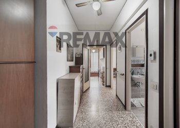 Hall / corridoio - Appartamento Via Vincenzo Bellini
 
3, Brugherio - foto 5