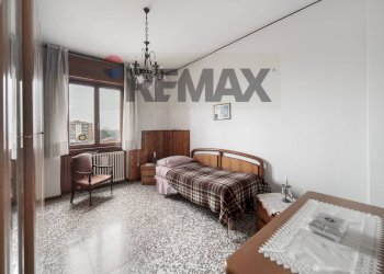 Camera / camera da letto - Appartamento Via Vincenzo Bellini
 
3, Brugherio - foto 6