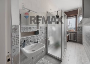 Bagno - Appartamento Via Vincenzo Bellini
 
3, Brugherio - foto 10