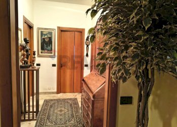 Hall / corridoio - Quadrilocale Via Capecelatro
 
91, Milano - foto 46