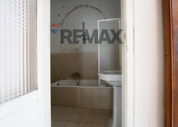 Bagno - Trilocale Via Lanza
 
72, Triggiano - foto 19