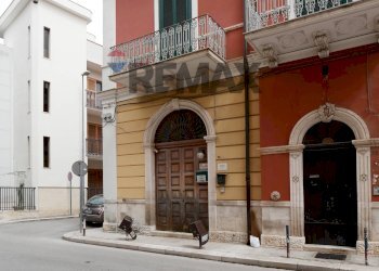 Edificio all\'aperto - Commercial Premises Via Lanza
74, Triggiano - photo 1