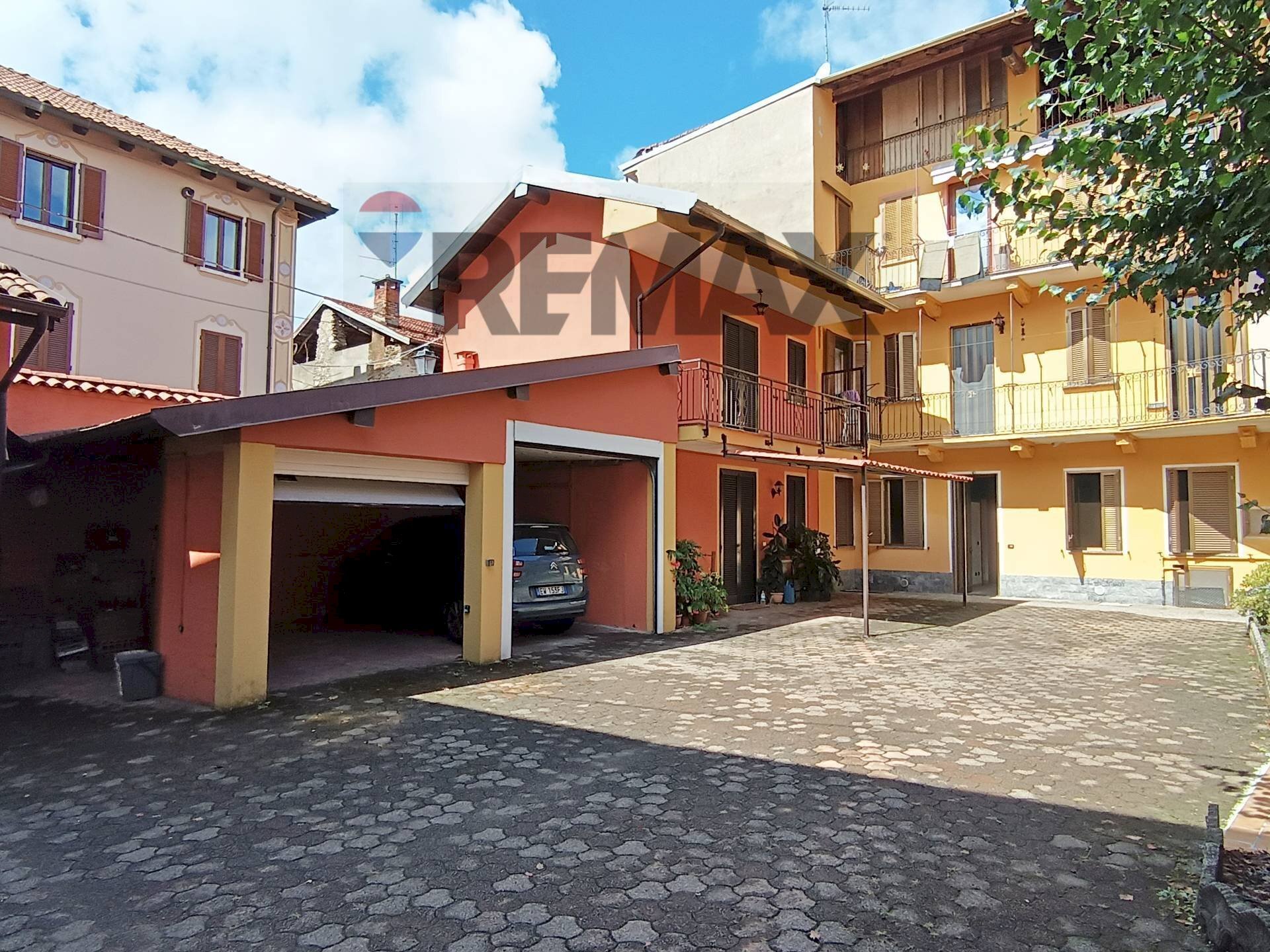 Edificio all\'aperto - Appartamento Gozzano - foto 2