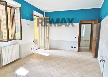 Stanza vuota - Trilocale Gozzano - foto 7