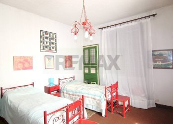 Camera / camera da letto - Villa Via Farioli
 
24, Porto Ceresio - foto 30