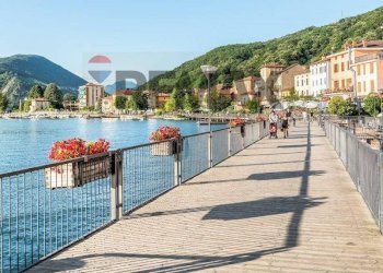 Vista dell\'acqua - Villa Via Farioli
 
24, Porto Ceresio - foto 38