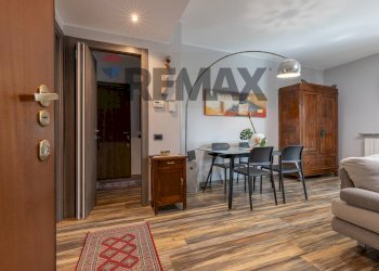 Sala da pranzo - Trilocale via Aldo Moro
 
15, Carnago - foto 7