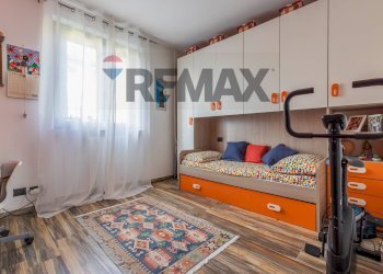 Camera / camera da letto - Trilocale via Aldo Moro
 
15, Carnago - foto 17