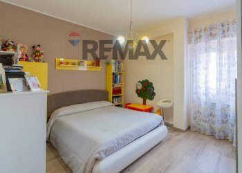 Camera / camera da letto - Quadrilocale Via Belmonte Chiavelli
 
164/A, Palermo - foto 7