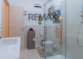 Bagno - Quadrilocale Via Belmonte Chiavelli
 
164/A, Palermo - foto 8