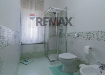 Bagno - Quadrilocale Via Belmonte Chiavelli
 
164/A, Palermo - foto 22