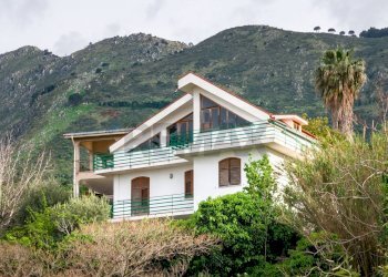 Casa all\'aperto - Villa via palmitello, Carini - foto 23