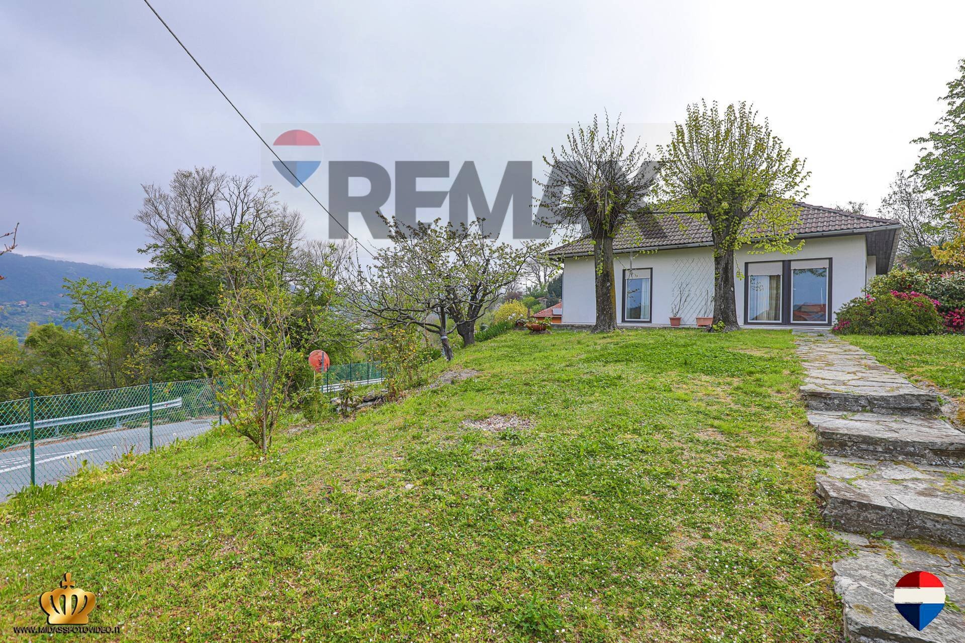 Giardino - Casa indipendente Via Galileo Galilei
 
46, Sant'Olcese - foto 2