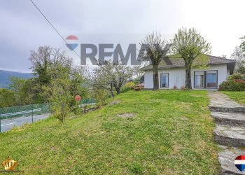 Giardino - Casa indipendente Via Galileo Galilei
 
46, Sant'Olcese - foto 2