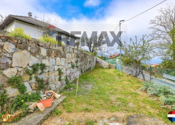 Giardino - Casa indipendente Via Galileo Galilei
 
46, Sant'Olcese - foto 4