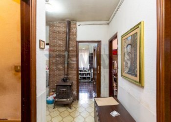 Hall / corridoio - Casa semi indipendente Via Cartesio
 
4, San Giovanni la Punta - foto 18