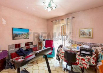 Sala da pranzo - Casa semi indipendente Via Cartesio
 
4, San Giovanni la Punta - foto 19