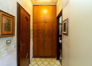 Hall / corridoio - Casa semi indipendente Via Cartesio
 
4, San Giovanni la Punta - foto 31