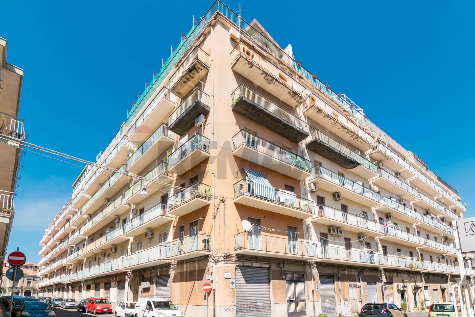 Edificio all\'aperto - Quadrilocale Leonardo Da Vinci
 
33, Acireale - foto 1