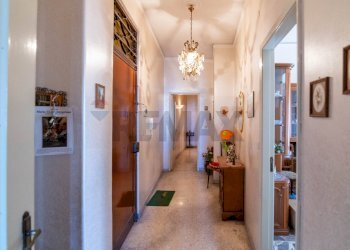 Hall / corridoio - Quadrilocale Leonardo Da Vinci
 
33, Acireale - foto 1