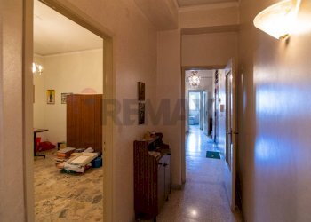 Hall / corridoio - Quadrilocale Leonardo Da Vinci
 
33, Acireale - foto 10