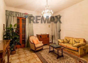 Soggiorno - Villa via Giovanni Pascoli
 
12, Aci Sant'Antonio - foto 20