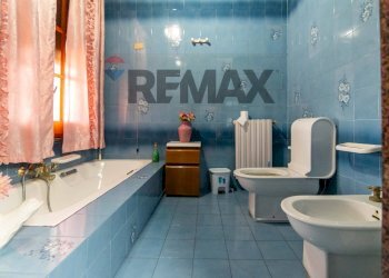 Bagno - Villa via Giovanni Pascoli
 
12, Aci Sant'Antonio - foto 22