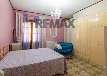 Camera / camera da letto - Villa via Giovanni Pascoli
 
12, Aci Sant'Antonio - foto 23