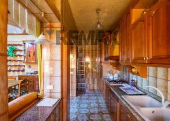 Cucina - Villa via Giovanni Pascoli
 
12, Aci Sant'Antonio - foto 33