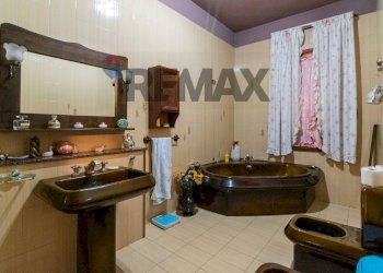 Bagno - Villa via Giovanni Pascoli
 
12, Aci Sant'Antonio - foto 36